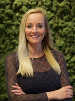 Katinka Uiterwijk