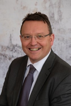 Prof.dr. Jouke de Vries