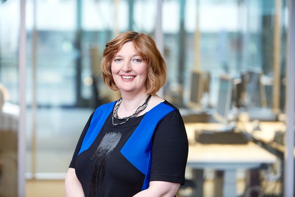 Dr. Ellen van Schoten 